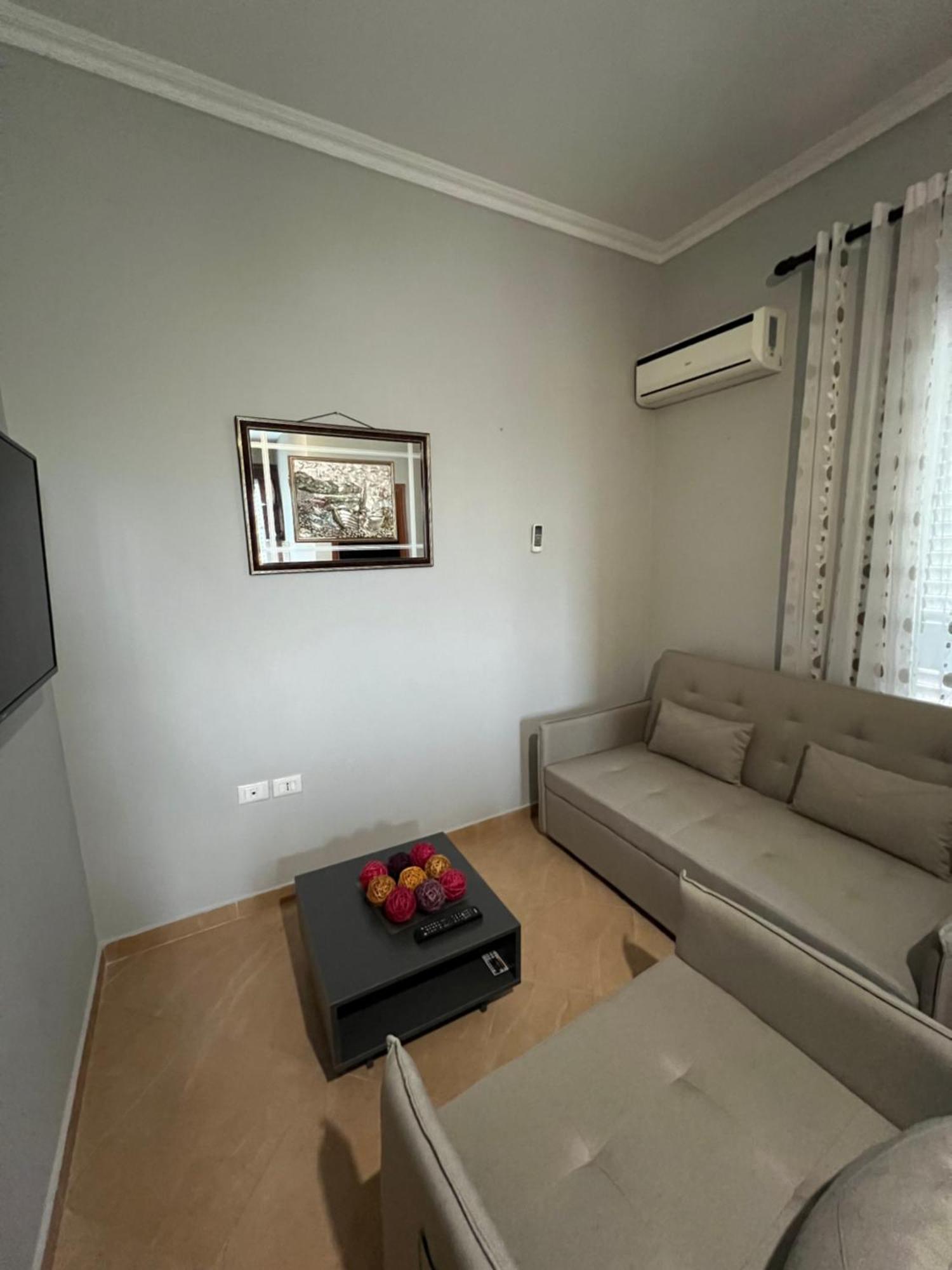 Trip-Stop Apartments วญอเรอ ภายนอก รูปภาพ