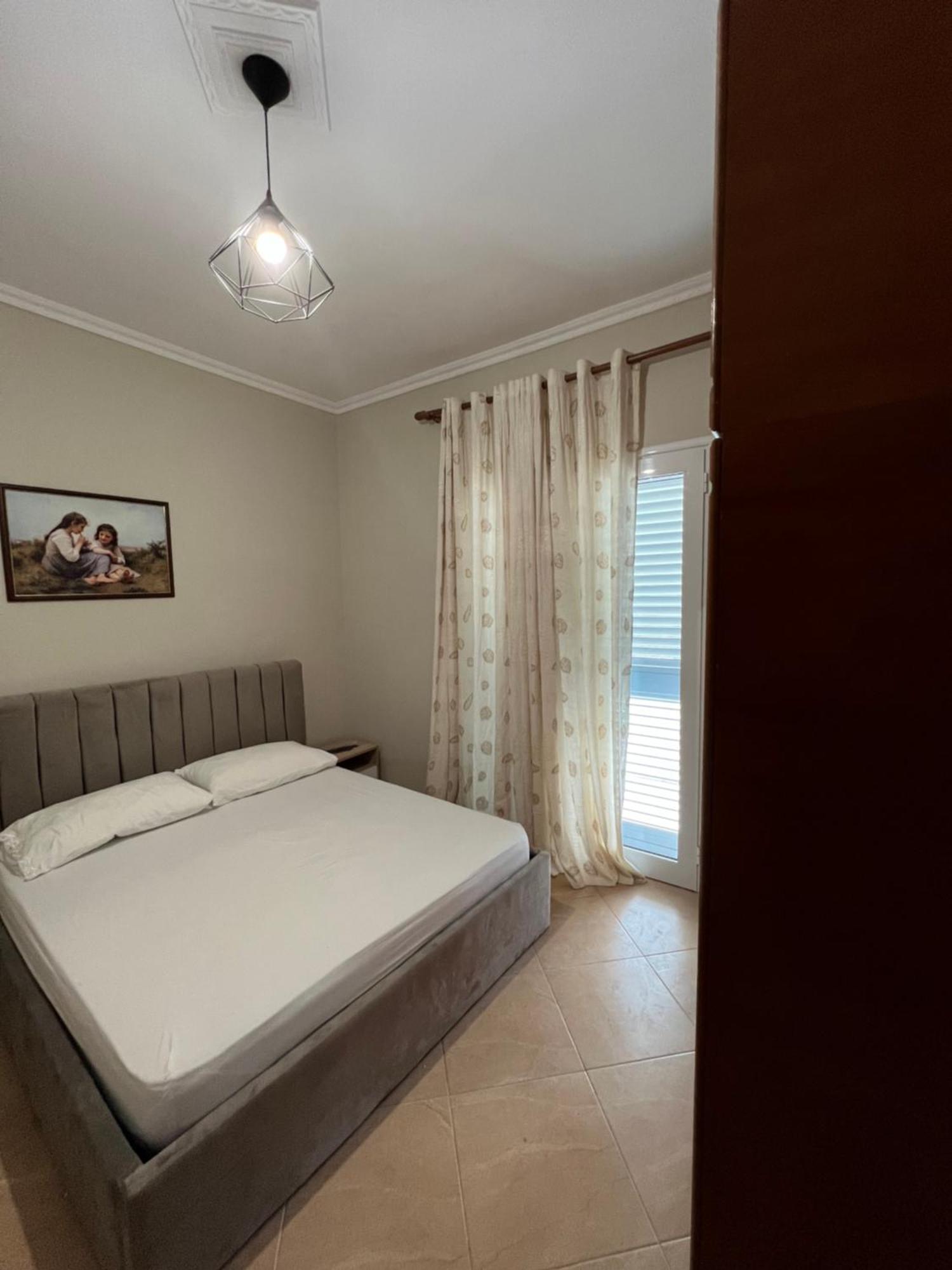 Trip-Stop Apartments วญอเรอ ภายนอก รูปภาพ